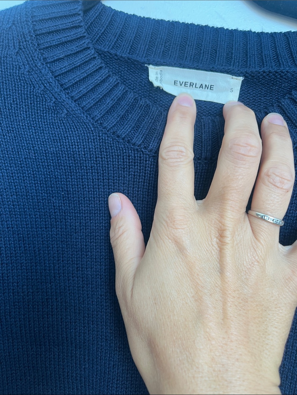 Everlane Boxy Sweater - Picture 3 of 5